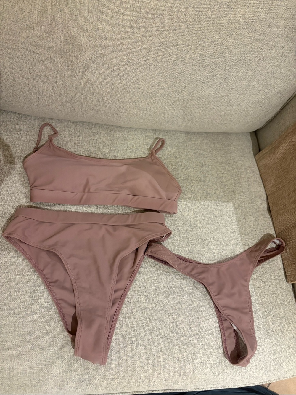 Women's Mauve Two-Piece Bikini Set - Scoop Bralette & High-Cut Bottoms
